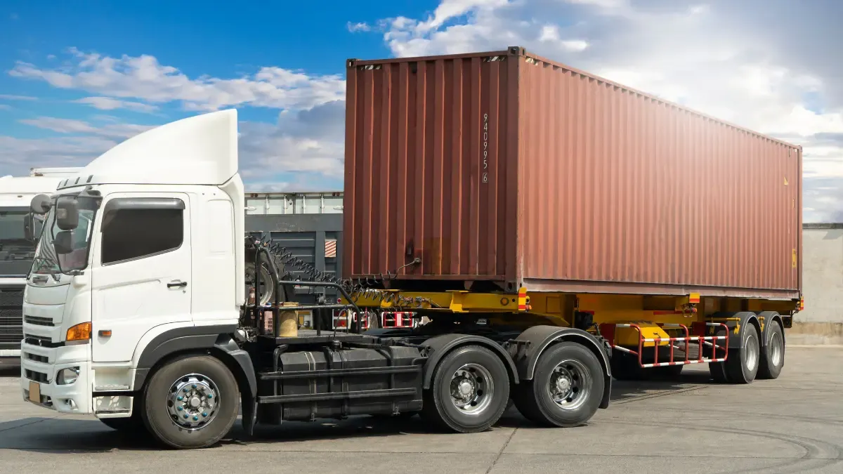 How Businesses Can Manage Seasonal Inventory Without Expanding Warehouse Space